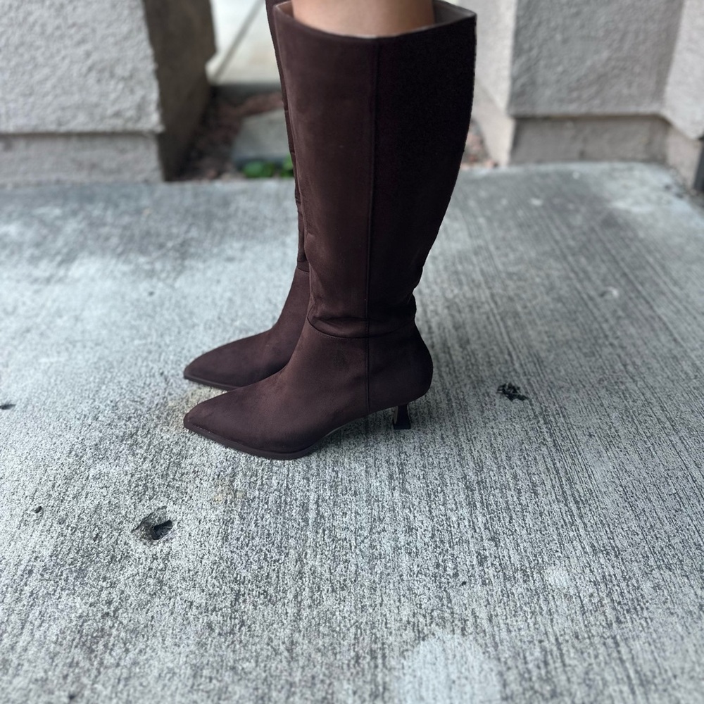 Elegant Brown Knee-High Women's Boots